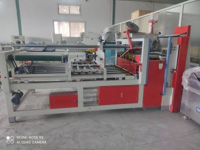 PLIEUSE COLLEUSE DE CARTON