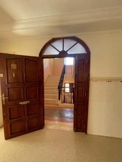 كراء شقة 6 غرف الجزائر بن عكنون