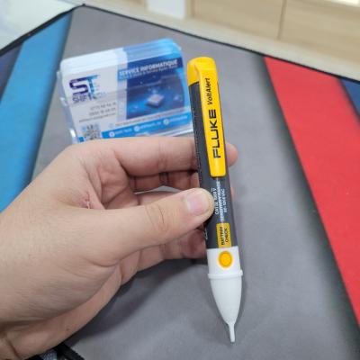 Multimètre Fluke 2AC