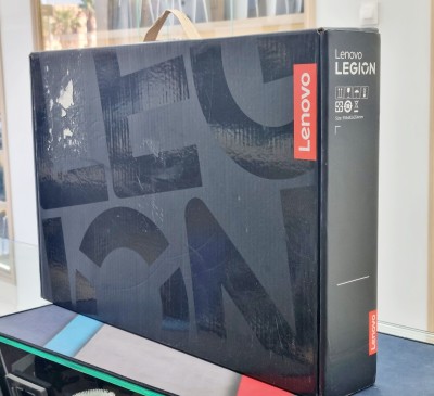 Lenovo Legion 7i Pro Ultra 9 275HX 32G 2T SSD RTX 5080 16G 16" Oled Neuf