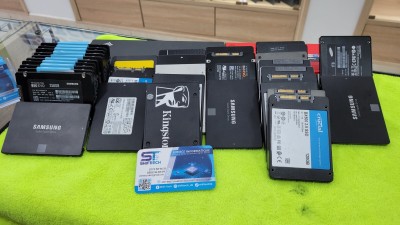 Les Disk Dur Sata SSD 1TB / 512 SSD /256SSD