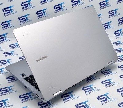 Samsung Galaxy Book3 i7 1360P  16G 512 SSD 15.6" FHD 360 Tactile