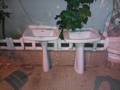 meubles-salle-de-bain-02-lavabos-pieds-tipaza-algerie