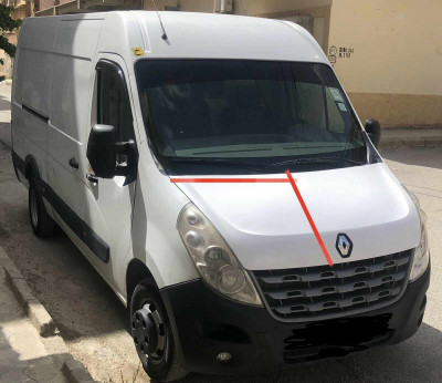 fourgon-renault-master-2015-ain-mlila-oum-el-bouaghi-algerie