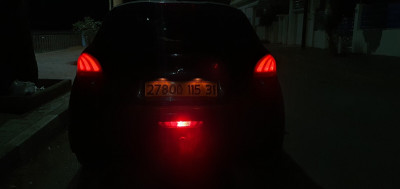 voitures-peugeot-208-2015-allure-oran-algerie