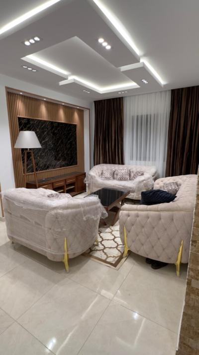 بيع شقة 4 غرف وهران بئر الجير