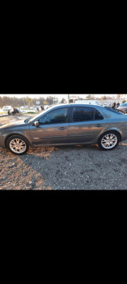 صالون-سيدان-renault-laguna-2-2002-expression-قسنطينة-الجزائر