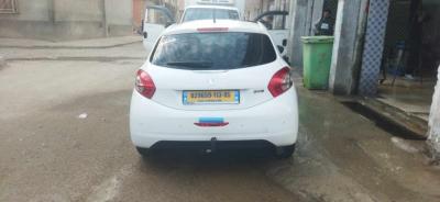 citadine-peugeot-208-2013-allure-batna-algerie