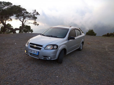 berline-chevrolet-aveo-4-portes-2014-tablat-medea-algerie