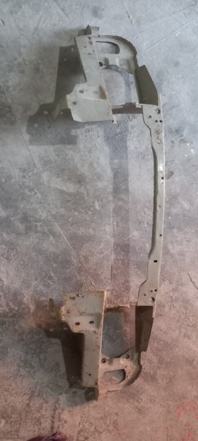 قطع-هيكل-السيارة-armature-r12-الرحمانية-الجزائر