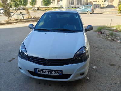 voitures-renault-clio-campus-2012-bye-issers-boumerdes-algerie