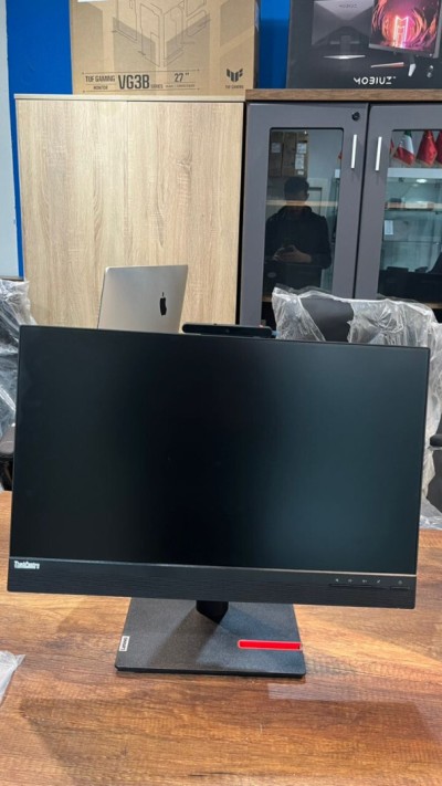 Lenovo ThinkCentre TIO24GEN2