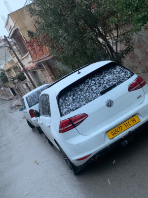 moyenne-berline-volkswagen-golf-7-2014-gti-setif-algerie