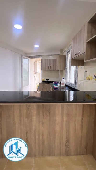 بيع شقة 3 غرف بومرداس بومرداس