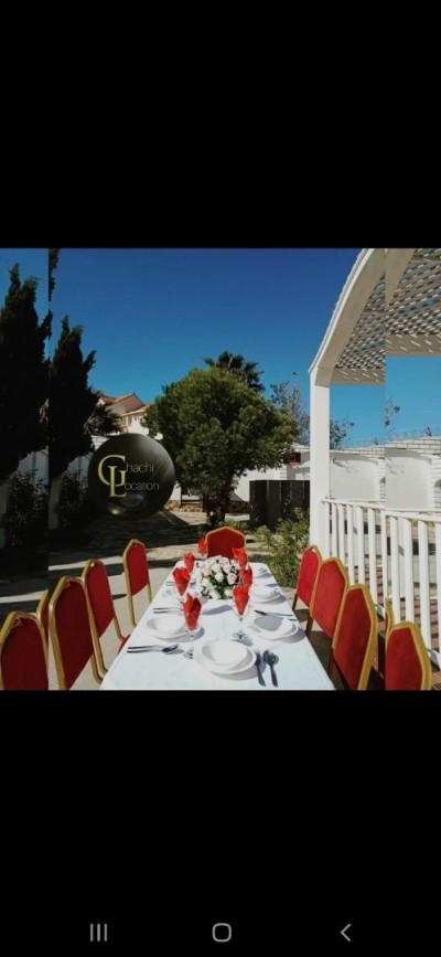 Location des chaises et des tables