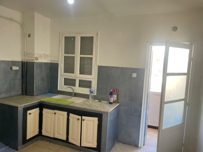 بيع شقة 3 غرف الجزائر عين بنيان