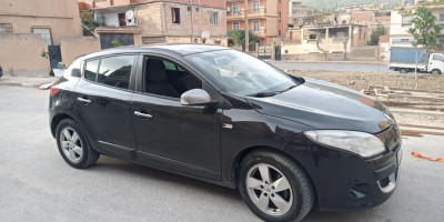 voitures-renault-megane-3-2012-bejaia-algerie