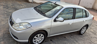 voitures-renault-symbol-2010-tiaret-algerie