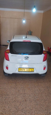 mini-citadine-kia-picanto-2015-brazilia-medrissa-tiaret-algerie