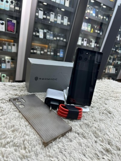 Redmagic 10 Pro 24GB 1024GB 2SIM Ce Boite