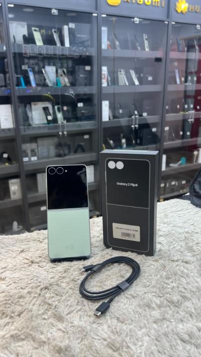 هواتف-ذكية-galaxy-z-flip-8-12gb-256gb-1sim-boite-دالي-ابراهيم-الجزائر