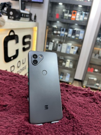 SOLANA Phone SAGA 12GB 512GB 2SIM Snaddragon 8gen1