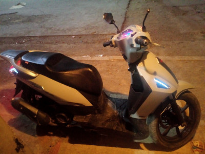 motos-et-scooters-wms-flash-twister-la-150-2021-batna-algerie