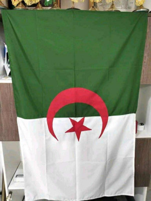 couture-et-confection-drapeau-national-algerie