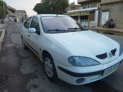 citadine-renault-megane-1-2000-bordj-ghedir-bou-arreridj-algerie