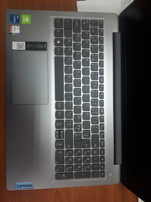 laptop-pc-portable-lenovo-ci5-1135g7-8g-256god-vga-mx350-2gb-156-fhd-tn-bordj-el-kiffan-alger-algerie