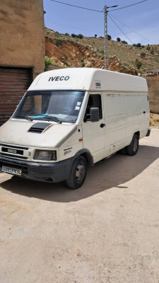عربة-نقل-iveco-1998-برج-الغدير-بوعريريج-الجزائر