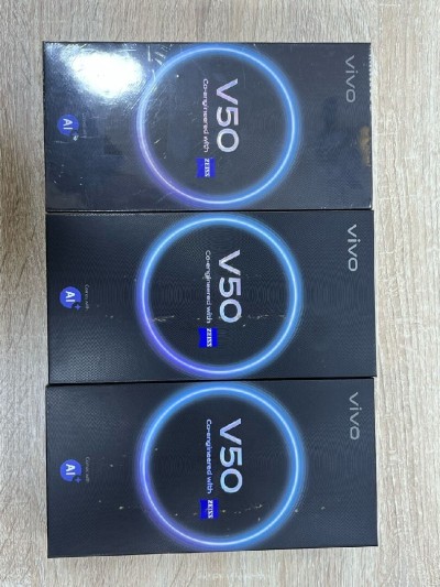 Vivo V50