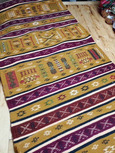 التعبئة-والتغليف-tapis-traditionnel-artisanal-elegance-authentique-de-ghardaia-307-x-075-m-السحاولة-الجزائر