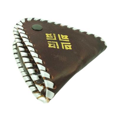 Le Porte-monnaie Traditionnel du Sud Algérien : Un Chef-d'œuvre de Cuir Artisan