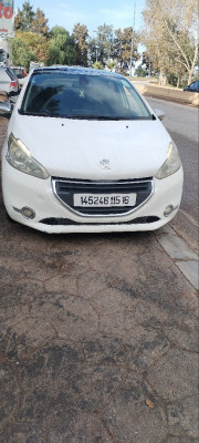 voitures-peugeot-208-2015-allure-rouiba-alger-algerie