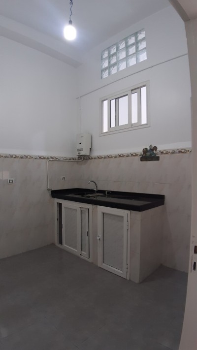 Location Appartement Niveau de villa F2 Alger Khraissia