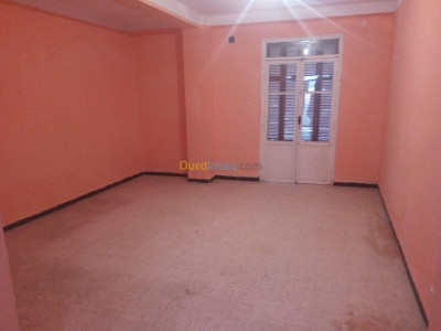 appartement-vente-f3-boumerdes-corso-algerie