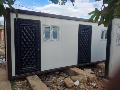 شاليات جديدة لمبيت العمال أو الادارات