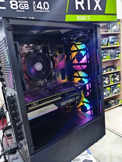 PC GAMER ( RYZEN 5 5600 + RTX 3060TI + B550M + 16GB + 256GB SSD ) GARANTIE MAGAZINE