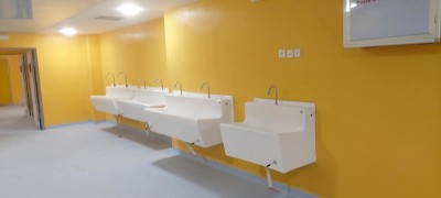 Lave main chirurgical 