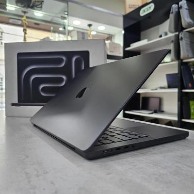 MacBook Pro M4 14' inch neuf sous emballage