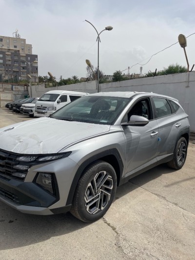 Hyundai TUCSON 2025 
