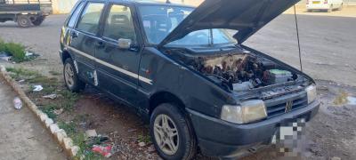 سيارة-صغيرة-fiat-uno-1994-البويرة-الجزائر