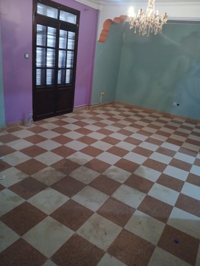 كراء شقة 4 غرف بومرداس قورصو