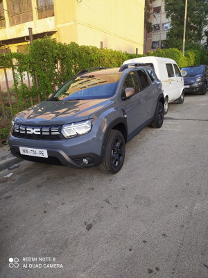 voitures-dacia-duster-2024-journee-bachdjerrah-alger-algerie