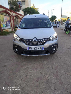 voitures-renault-kangoo-2024-stepway-bachdjerrah-alger-algerie