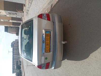 voitures-hyundai-accent-2011-gls-maafa-batna-algerie