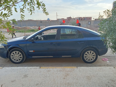 voitures-renault-laguna-2-2002-gosbat-batna-algerie