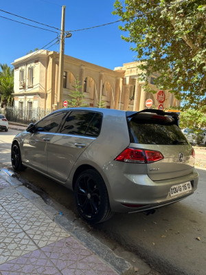 moyenne-berline-volkswagen-golf-7-2015-cup-tlemcen-algerie