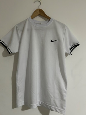 hauts-et-t-shirts-pull-nike-blanc-ouled-fayet-alger-algerie